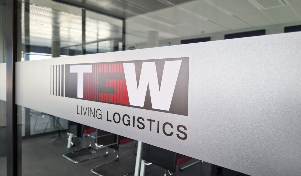 tgw ofiso interjero dekoras